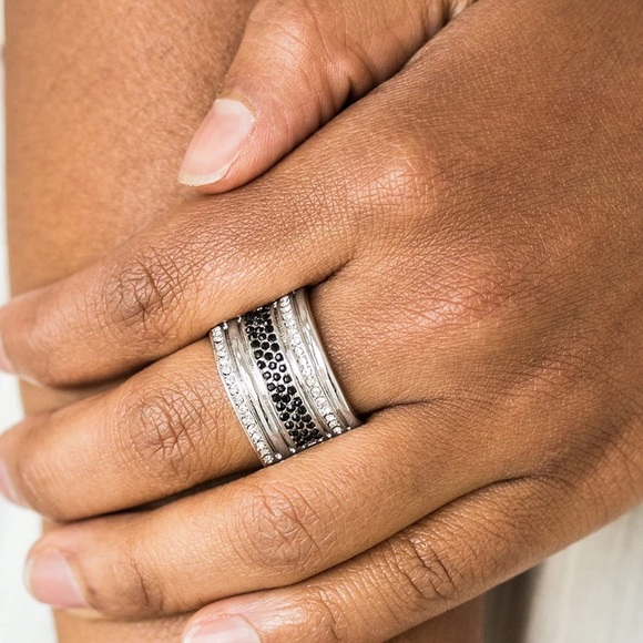 ❤️ Top Dollar Drama Ring